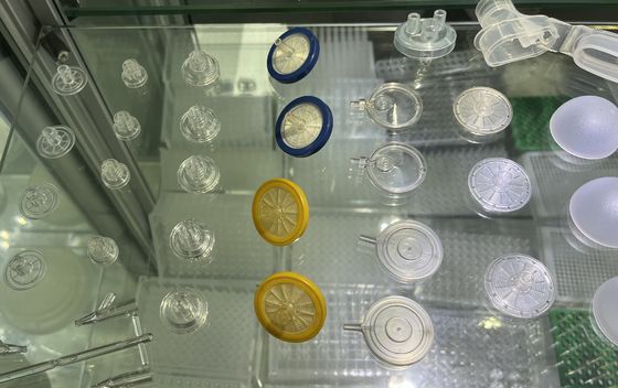 캡을 풀고 화장품 포장 플라스틱 부품 주입 폼 3D 디자인 회사 폼 사용자 정의 도구 DFM 제조업체